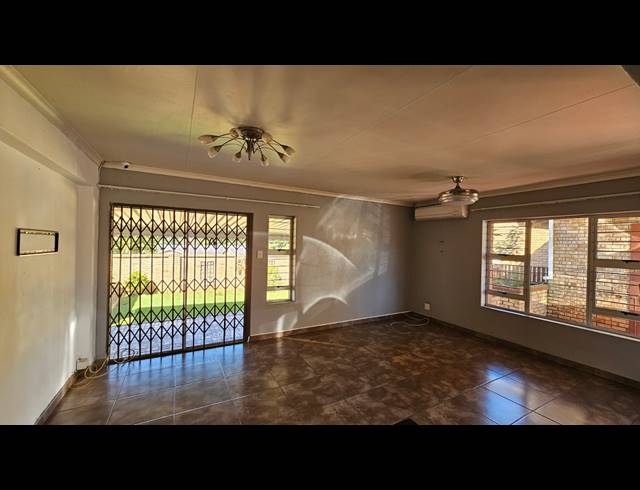 3 BEDROOM HOUSE FOR SALE IN NYALA PARK